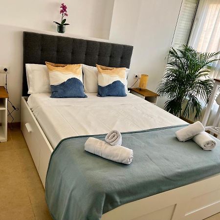 Small Apartament By The Sea Μάλαγα Εξωτερικό φωτογραφία